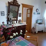 The Mansion Of Mrs. Maria Сasa de vacaciones