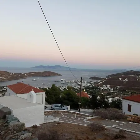 The Mansion Of Mrs. Maria Prázdninový dům Serifos Town