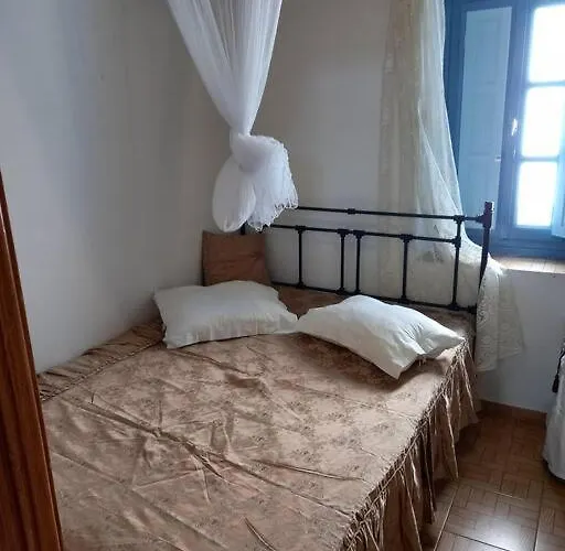 The Mansion Of Mrs. Maria Ferienhaus Serifos Town